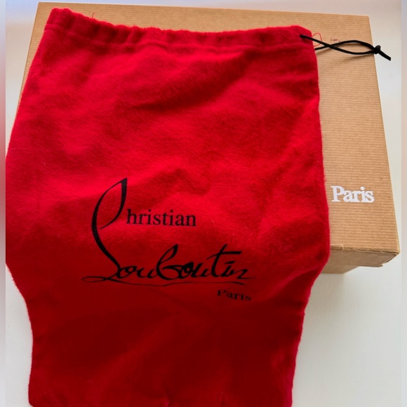 Christian Louboutin
So Kate Patent Pointed-Toe Red Sole Pump - Picture 9 of 16